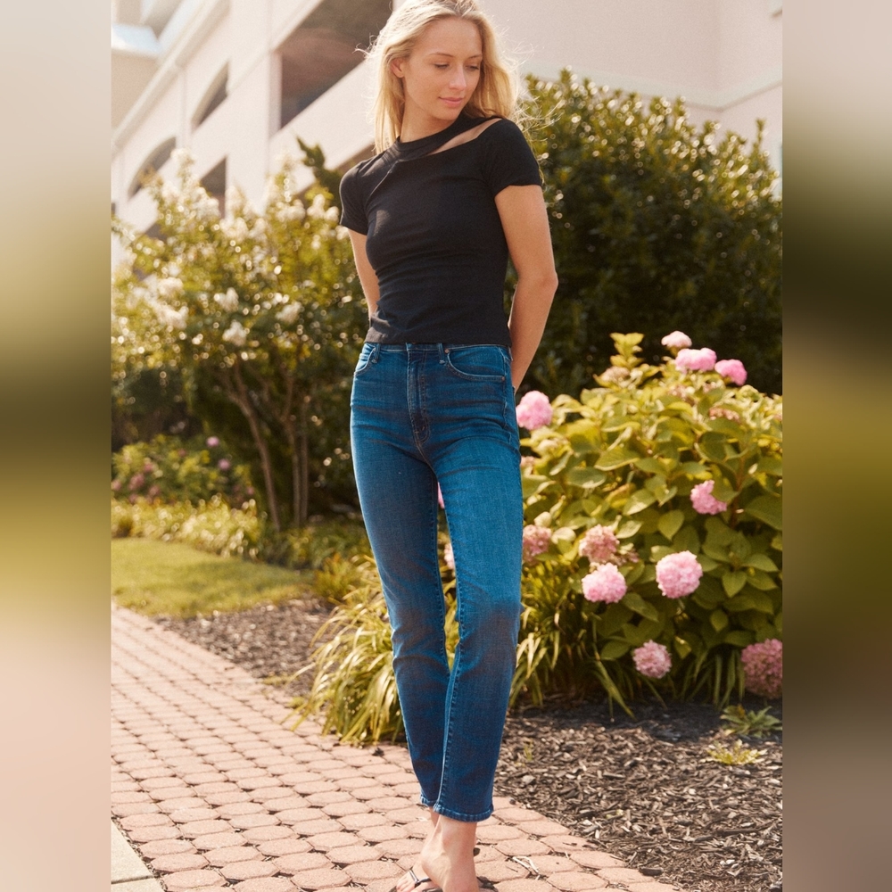 Mother The Swooner Rascal Ankle Jeans - Picture 2 of 8